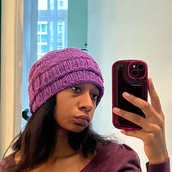 Purple beanie - Picture 10 of 17